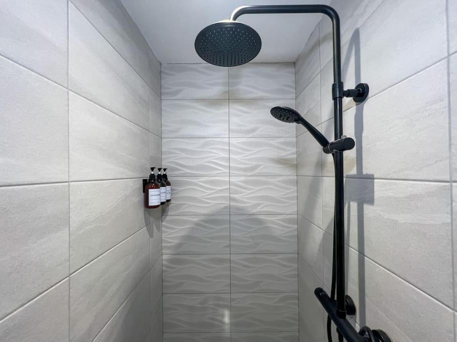 Orange Rentals-High Spec, Midnight Suite, Sleeps 4-Pets Welcome! Liverpool Buitenkant foto